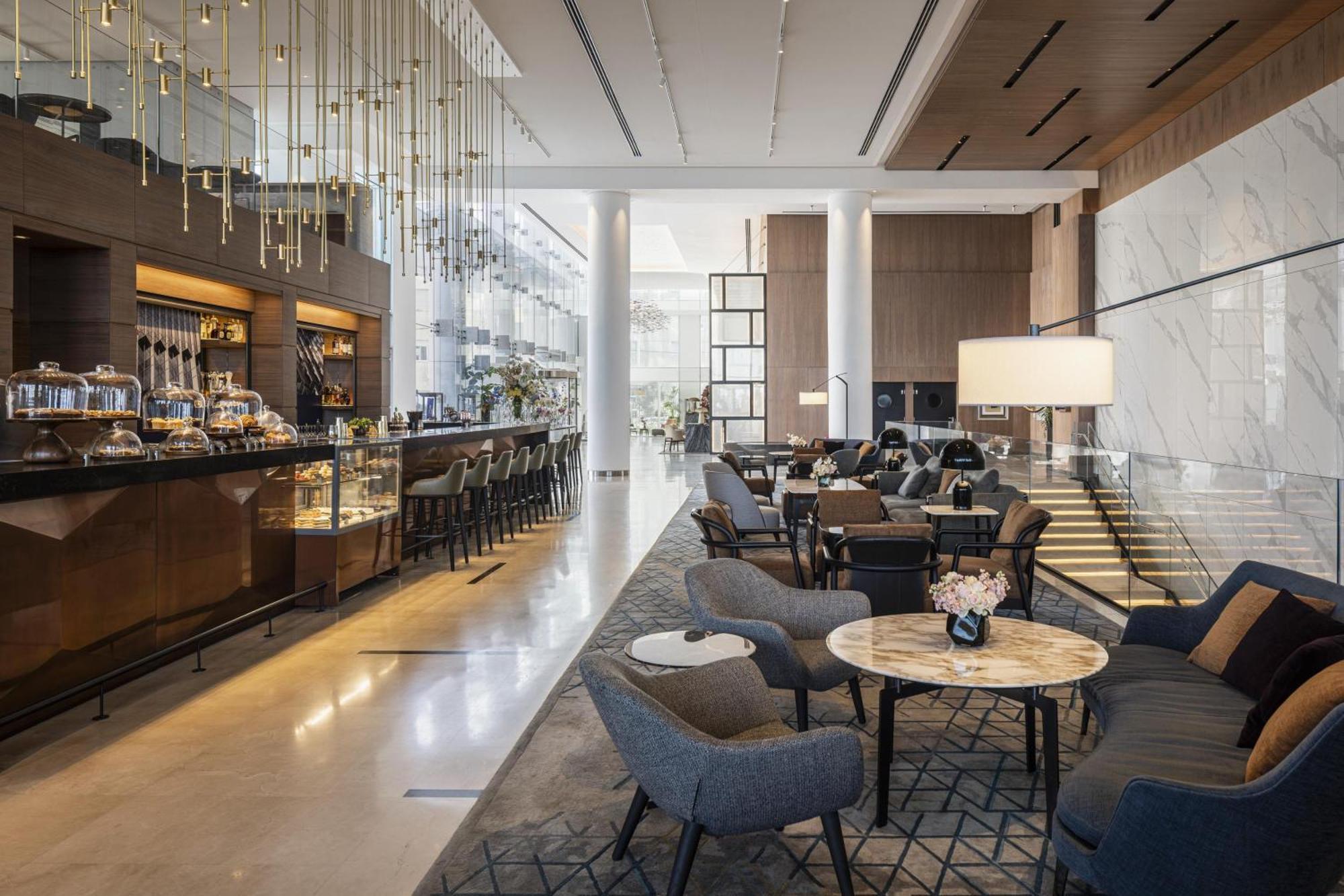 The David Kempinski Hotel 5*